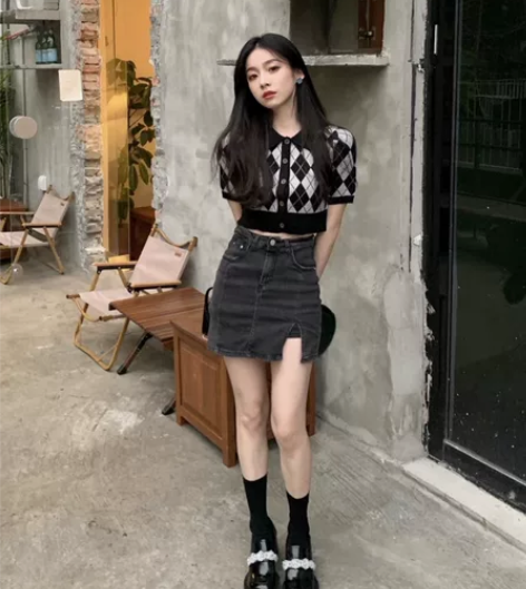 夏季网红盐系穿搭炸街小个子港风复古chic...