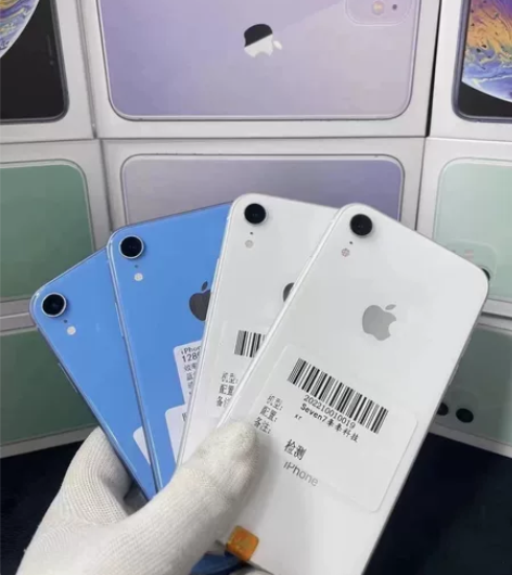 机型：iPhoneXr 配置：三网4G成色...
