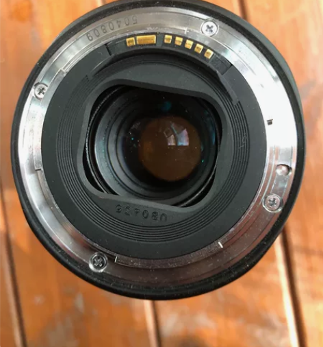 自用镜头，佳能24-105 9成新，3千元...