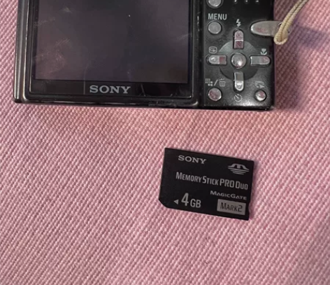 索尼DSC-T9 问题:拍照时机身会抖动 ...