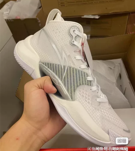 李宁超轻2022 全新 实战篮球鞋 鞋码4...