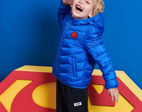 特步XTEP 男女童小童时尚百搭保暖羽绒服...