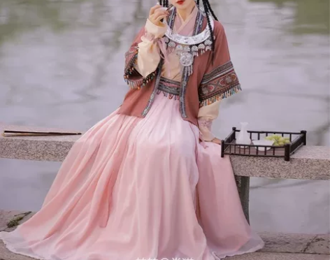 裳云兮原创【燕奴娇】汉服女宋制半袖褶裙苗疆...