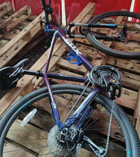 喜德盛变色龙27.5寸，可小刀，座垫换了，...