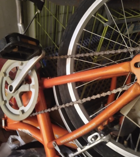 喜德盛折叠单车，七成新十六寸。座包破损，少...