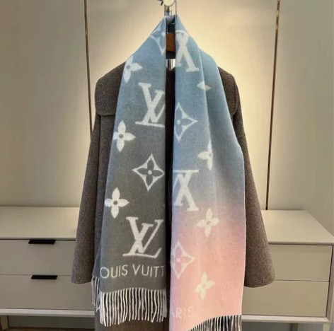 【送礼品袋】大牌同款渐变色仿羊绒围巾双面围...