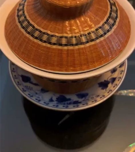 竹编丝竹瓷胎竹编青花盖碗茶杯一套两只。口径...