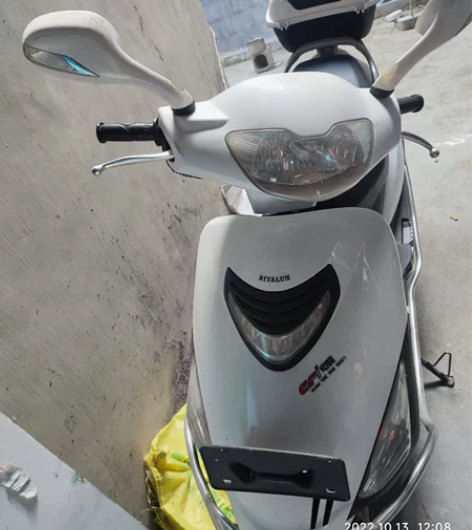 新踏板摩托车，要回老家不方便带着转给有需要...