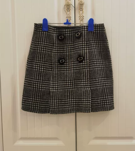 羊毛A字裙,s码的,建议100斤以下穿,腰...