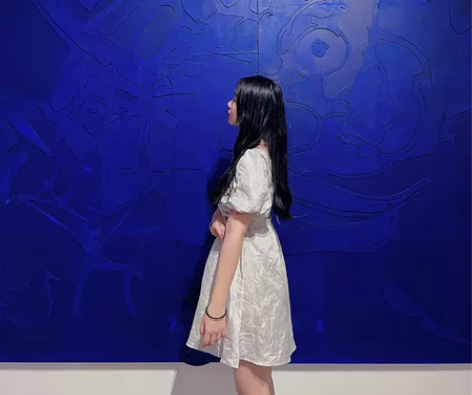 2022年新款夏法式初恋方领泡泡袖白色连衣...