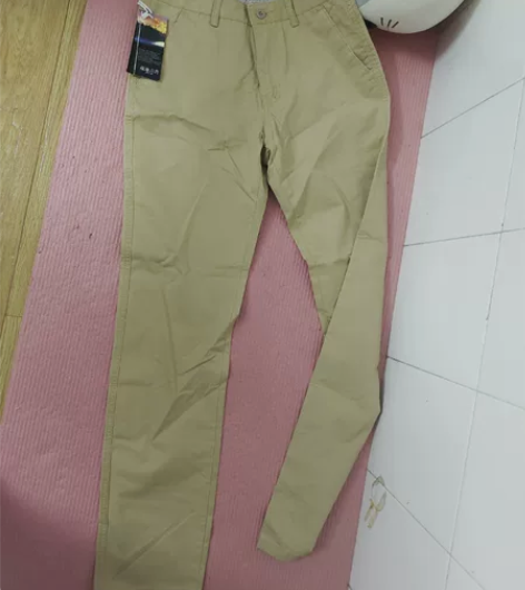 优质长裤，29码休闲裤，卡其色，全新未拆牌...