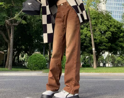 棕色牛仔裤女春季新款宽松显瘦大码胖mm高腰...