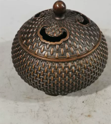 古玩铜器收藏，祥云熏香炉鎏金香炉工艺精湛包...