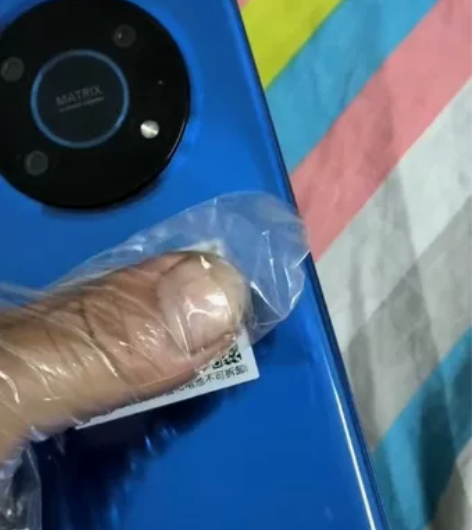 华为荣耀x30手机使用了三个多月6.81寸...