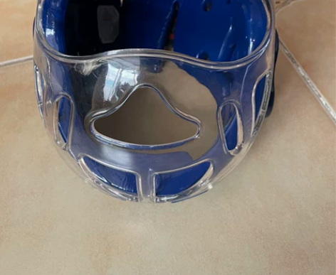 孩子学空手道买的护具，头盔l号，护胸l号，...