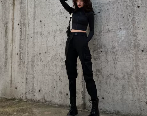 黑色炸街工装裤女春秋冬机车风骑行裤显瘦小个...