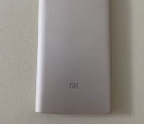 小米充电宝,便宜转让了。正常使用没问题,转...