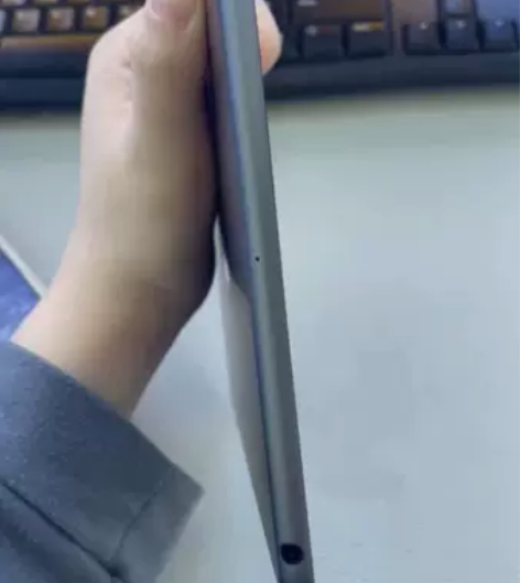 出自用iPad一直带壳保护完好99新无拆机...