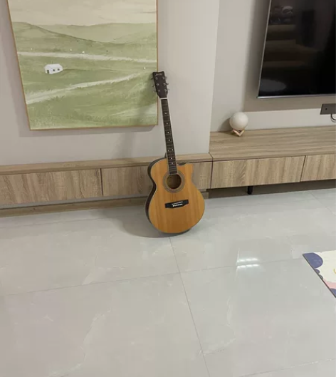 自用吉他，188出大刀勿扰 感兴趣的话点“...