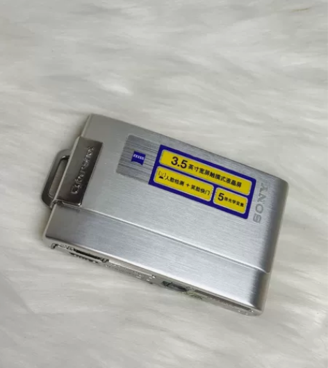 索尼t200 800w像素5倍光变成色如图...