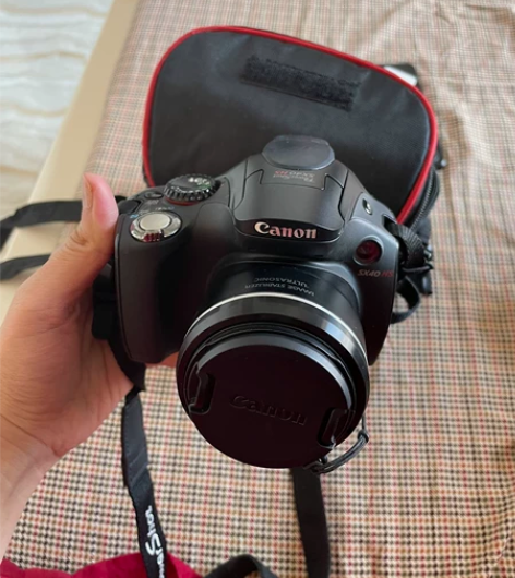 佳能微单，八成新 感兴趣的话点“我想要”和...