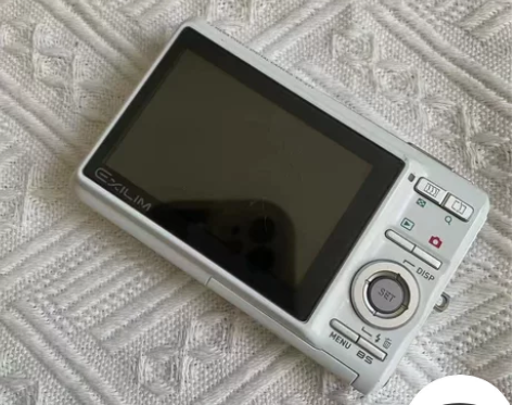 卡西欧z77 ccd胶片学生相机 充电器电...