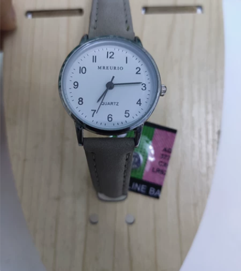 【全新手表10.9包邮】送电池考公考研期末...