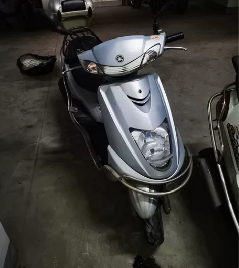 雅马哈摩托车,5.8万公里,车况良好 感兴...