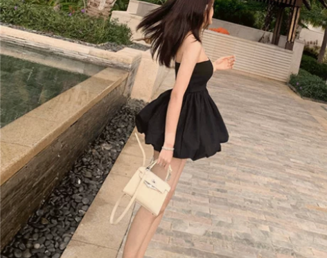 抹胸花苞连衣裙纯欲惊艳辣妹小众气质蓬蓬裙收...