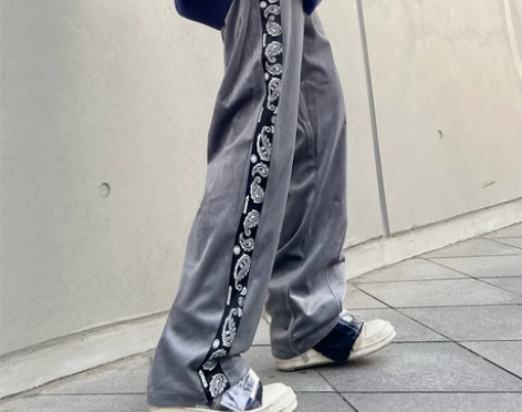 404MOB春秋腰果花串标丝绒休闲裤男女同...