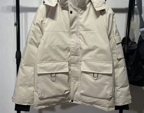 杰克琼斯剪标男士羽绒服尺码齐全特价 感兴趣...