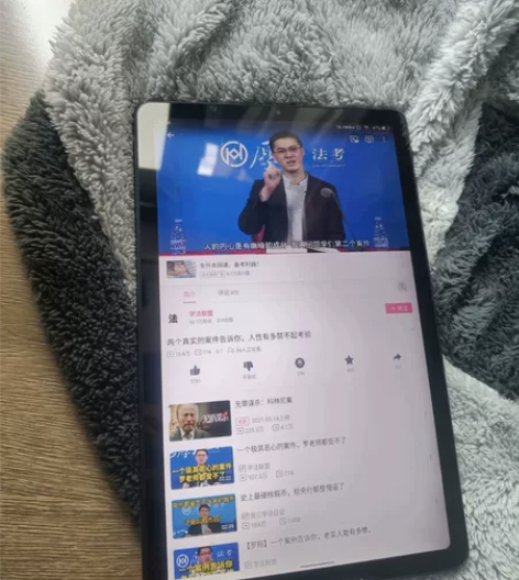 酷比魔方iplay40 8+128g 只拿...