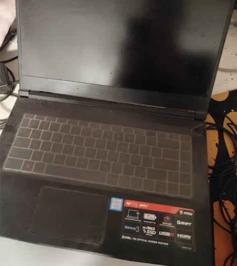 微星游戏本，运行16GB i5 感兴趣的话...