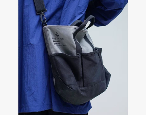 男士包包单肩斜挎包大学生上课帆布包日系大容...