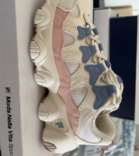 斐乐女鞋，经典鞋型，36码，正品全新 感兴...