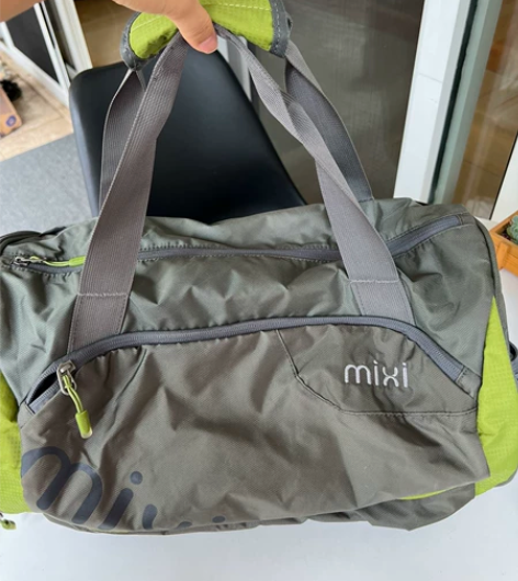 米熙单肩包，旅行包，瑜伽包，全新 感兴趣的...