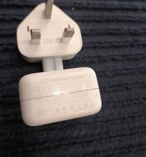 苹果产品正版USB国际转换充电头,12W。...