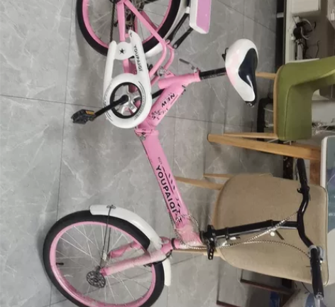 儿童可折叠自行车，孩子大了，关键是没有地下...