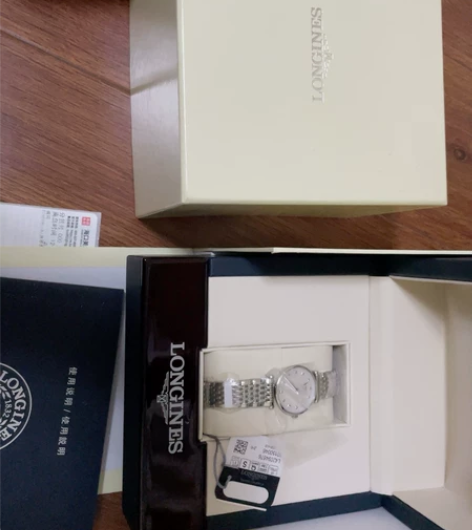 全新浪琴嘉岚系列手表，全新未拆封 感兴趣的话点“我想要”和我...