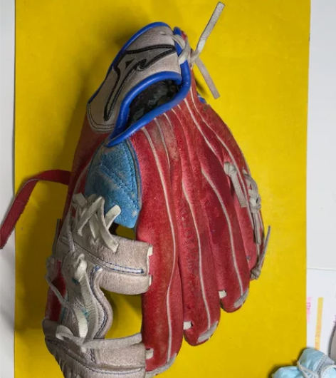 蓝白红11英寸，右投，左手带 U10升级了...