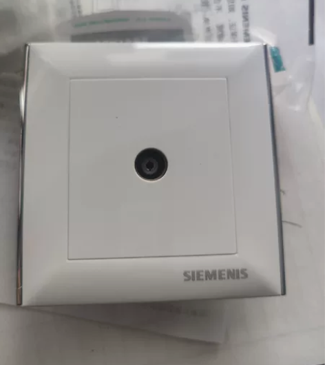 全新库存西门子电脑，电视86独立插座，有铂...