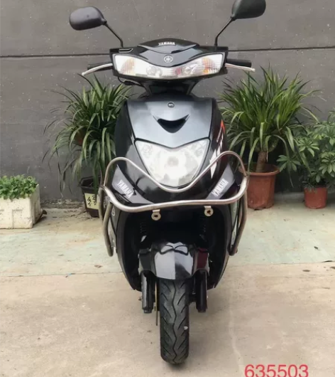 正品株洲雅马哈迅鹰125到货、全车原装原版...