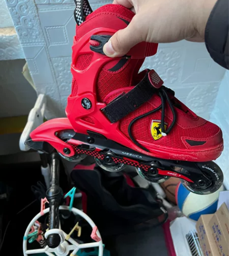 法拉利轮滑鞋男女儿童旱冰3-5-6-8-1...