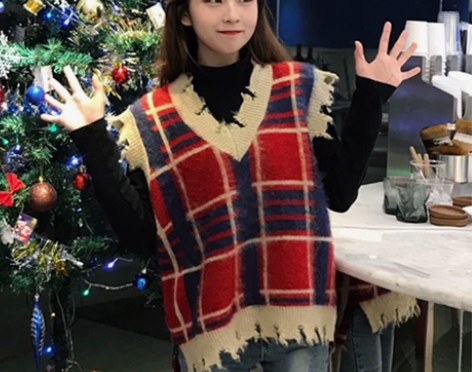 秋冬新款韩版V领破洞无袖背心上衣宽松格子针...