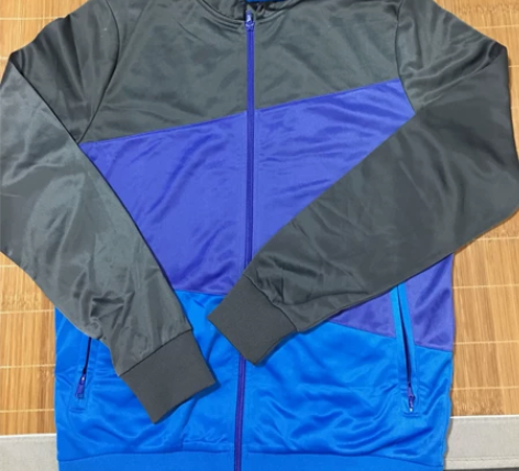 H##amp；amp；M带帽男士卫衣训练系...