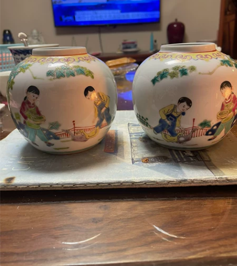 六十年代草帽款全手绘人物。全品 感兴趣的话...