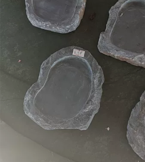 八十年端砚工艺厂敲边砚，经过敲边工艺保留下...