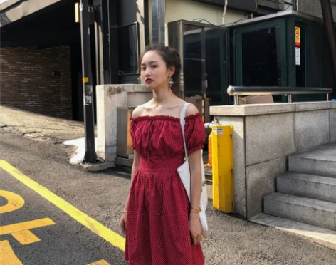 iiiipupu2018夏/露肩连衣裙 宝...