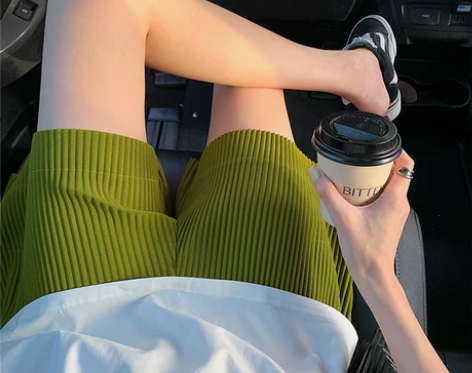 阿一自制 夏季薄款宽松直筒显瘦绿色运动短裤...