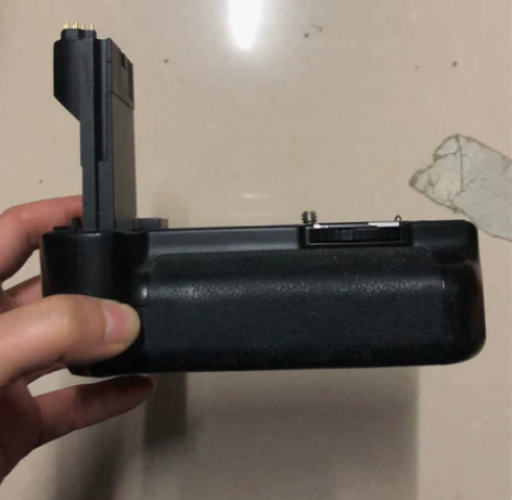 佳能5d2 感兴趣的话点“我想要”和我私聊...